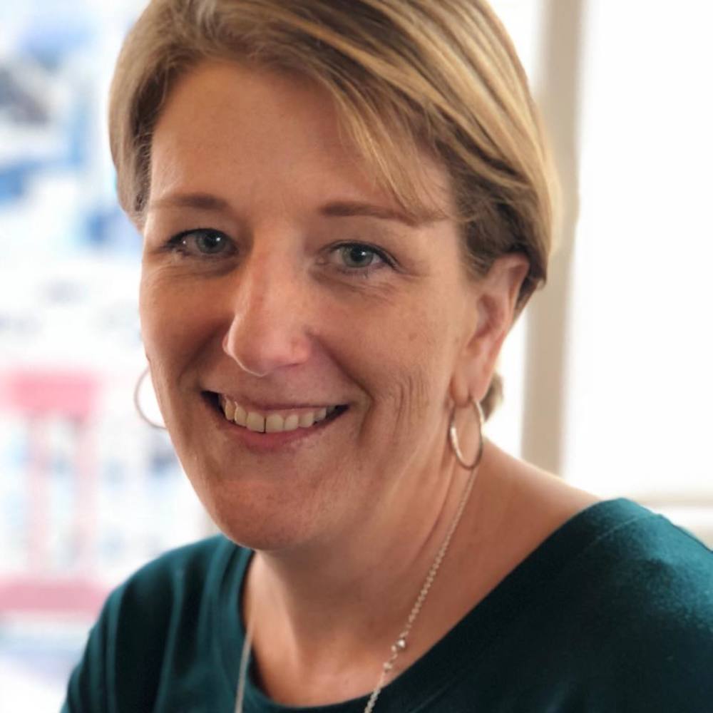 Meet your Posher, Chrystal